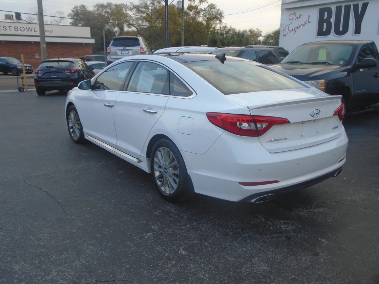 2015 Hyundai Sonata (5NPE34AF4FH) , located at 6112 N Florida Avenue, Tampa, FL, 33604, (888) 521-5131, 27.954929, -82.459534 - Photo#5